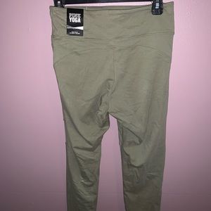 BRAND NEW PINK Vs leggings